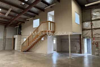 Affordable Warehouse + Minimal Office | 650m²