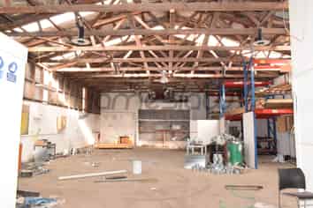 330m2 Glendene Industrial