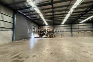 Purely Warehouse Space | 709m²