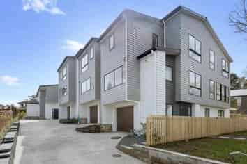 C/7 Titirangi Road, New Lynn