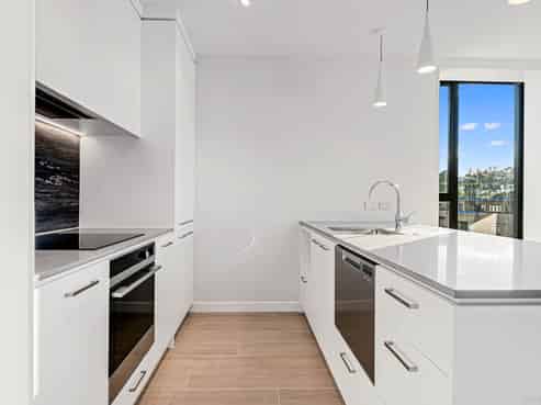 204/4 Bute Road, Browns Bay