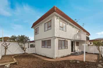 1/815 High Street, Boulcott