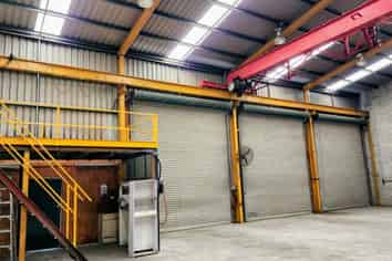 Modern workshop for lease