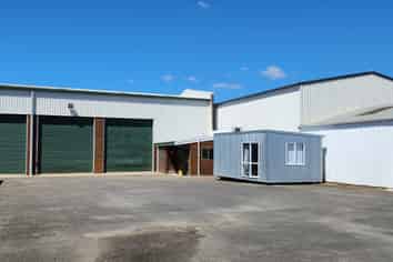 Modern workshop for lease