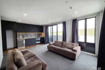 305/2 Launch Road, Hobsonville