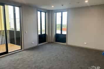 305/2 Launch Road, Hobsonville