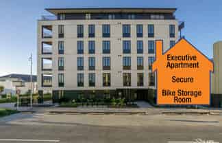 305/2 Launch Road, Hobsonville