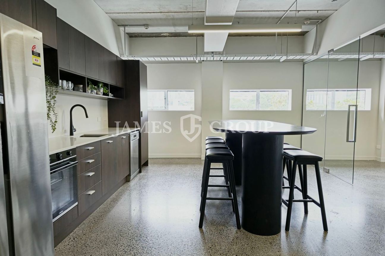 MODERN SLEEK OFFICE IN PRIME PARNELL LOCATION - Pogled 6