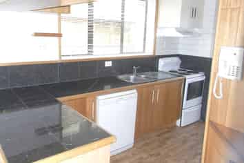 6 Windermere Crescent, Blockhouse Bay