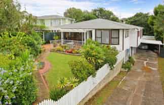 6 Windermere Crescent, Blockhouse Bay