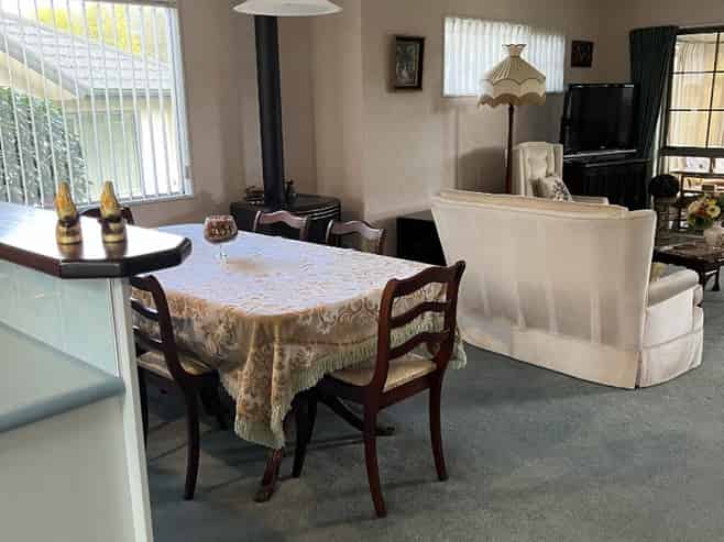 5 Lakeridge Close, Rangatira Park