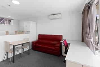 16/50 Park Street, North Dunedin