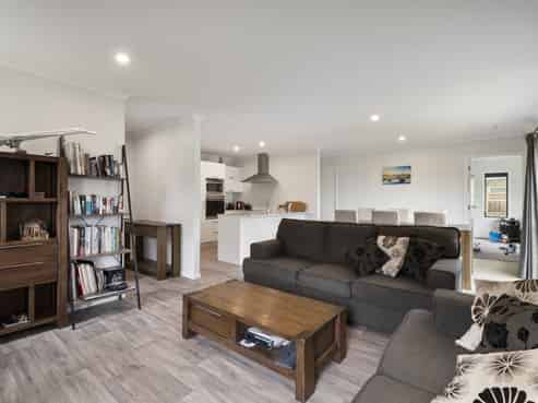 61 Wilson Street, Bulls