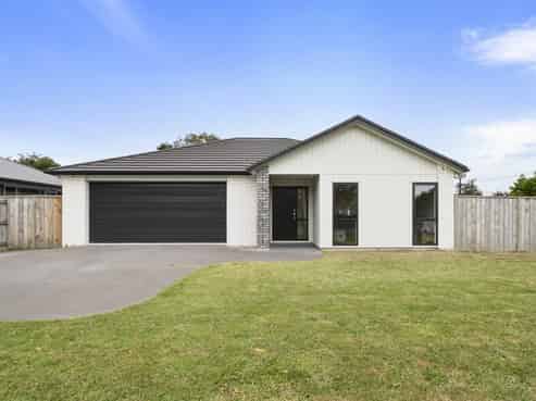 61 Wilson Street, Bulls