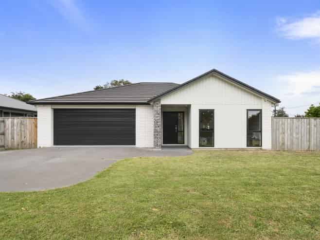 61 Wilson Street, Bulls