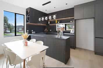 8/71 Wintere Road, Papatoetoe