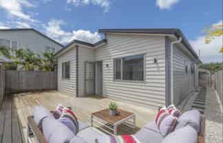 9 Survila Street, Takanini