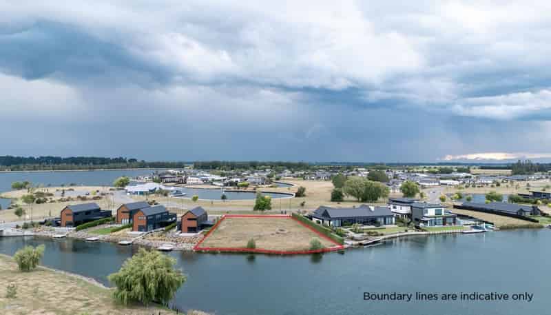 199 Lake Hood Drive, Huntingdon