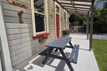 90 Salcombe Street, Kaitangata