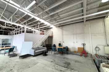 Practical warehouse in Papakura