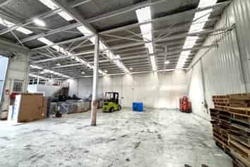 Practical warehouse in Papakura