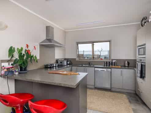 4 Coutts Ave, Paihia