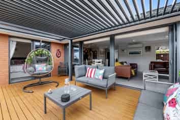 13 Porokaiwhiri Avenue, Helensville