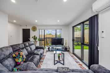 40A Bowater Place, Manurewa