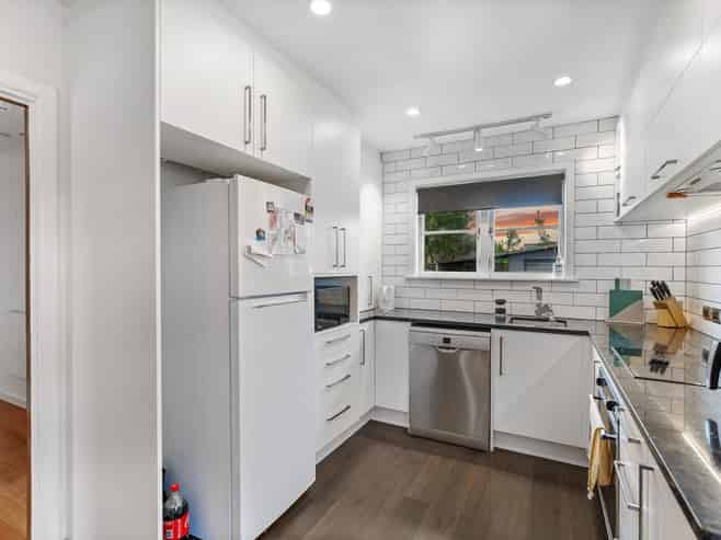 69 Taikata Road, Te Atatu Peninsula