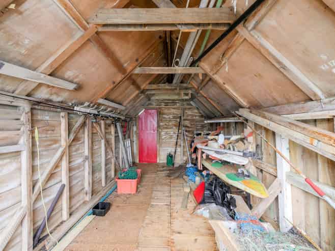 2006.003 Boat Shed - Harington Point Road, Otakou