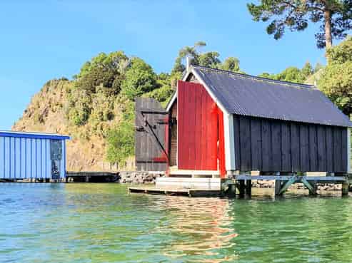2006.003 Boat Shed - Harington Point Road, Otakou