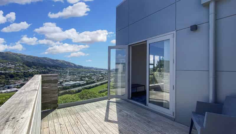 98A Woodman Drive, Tawa