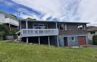 15 Rossiter Crescent, Lynmouth