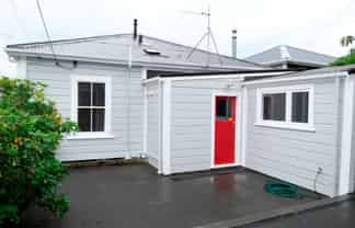 9 Stanley St, Berhampore