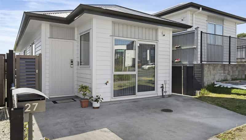 27 Matakohe Road, Westgate