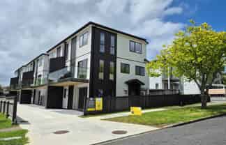  7 Woolfield Road, Papatoetoe