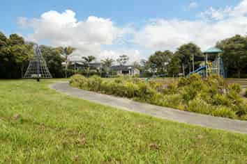 11D Botanical Drive, Millwater