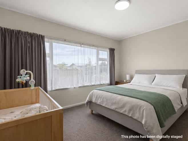 27 Downing Avenue, Pirimai