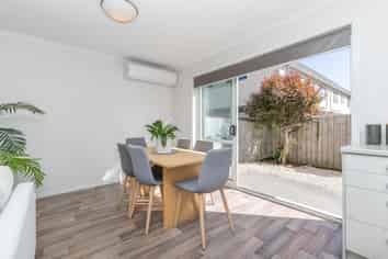 75 Chiefs Court, Hamilton East