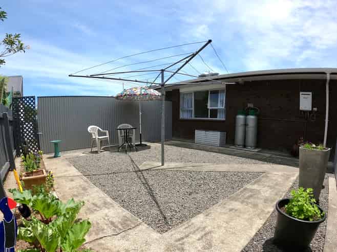 4/4 Princes Street, LEVIN