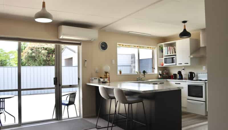 4/4 Princes Street, LEVIN