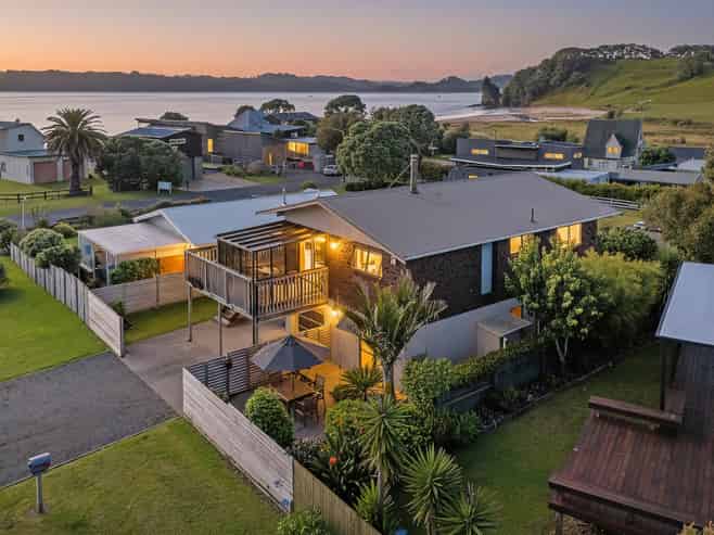 21 Leah Road, Whitianga