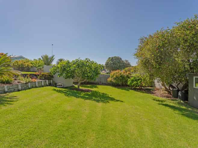 21 Leah Road, Whitianga