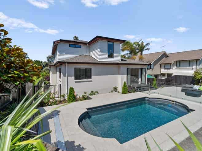 4 Glenoaks Rise, Mellons Bay