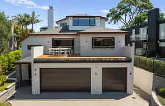 4 Glenoaks Rise, Mellons Bay