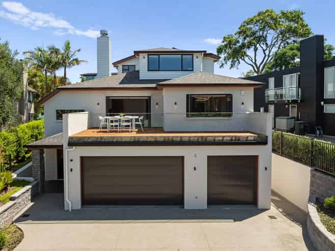 4 Glenoaks Rise, Mellons Bay