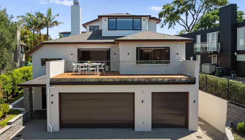 4 Glenoaks Rise, Mellons Bay