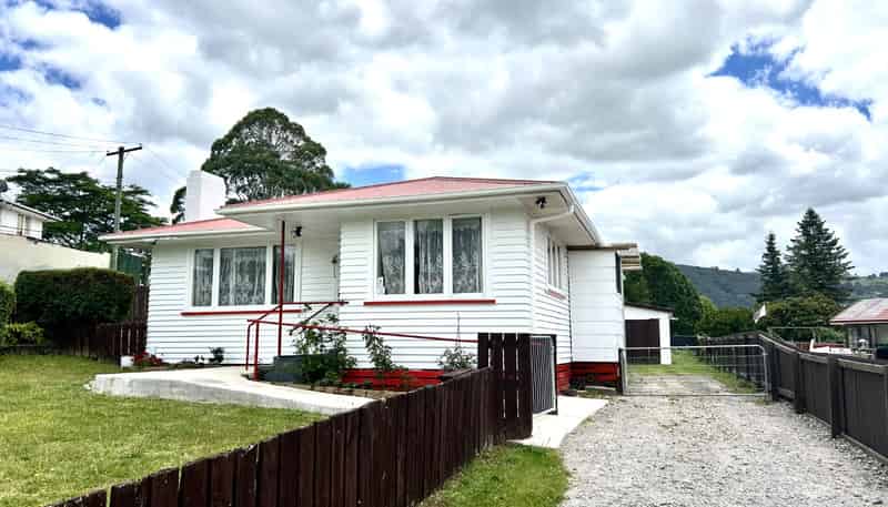 82  Meadowbank Crescent, Fordlands