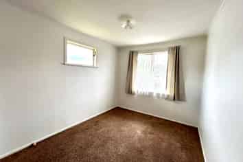 82  Meadowbank Crescent, Fordlands