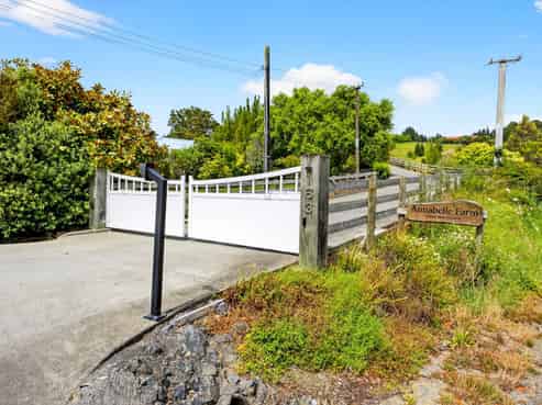 163 Ahuroa Road, Puhoi